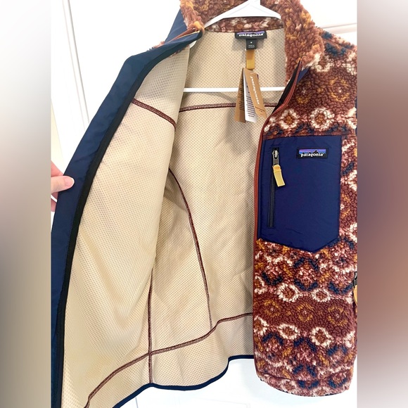 Patagonia NWT Retro-X Sherpa Fleece Zip-Up Vest - Picture 8 of 12